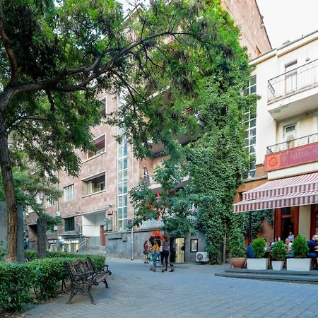Stay Inn-Apartments On Abovyan 32 Єреван Екстер'єр фото